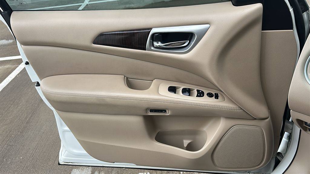 2014 Nissan Pathfinder Platinum White at Toyota of Kenner