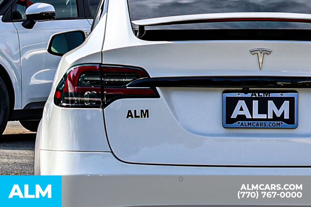 Used 2023 White Tesla Standard Range image 16
