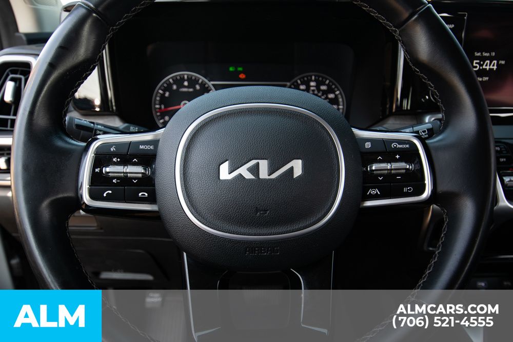 2022 Kia Sorento S photo 26
