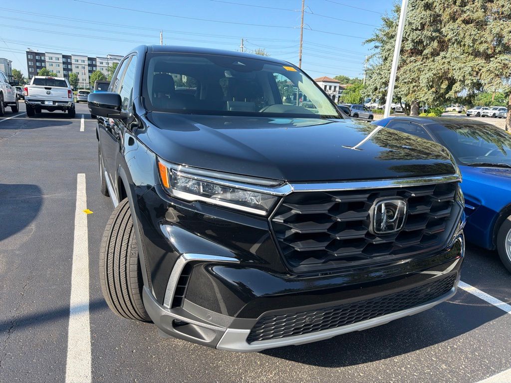 Thumbnail: 2023 Honda Pilot - 5