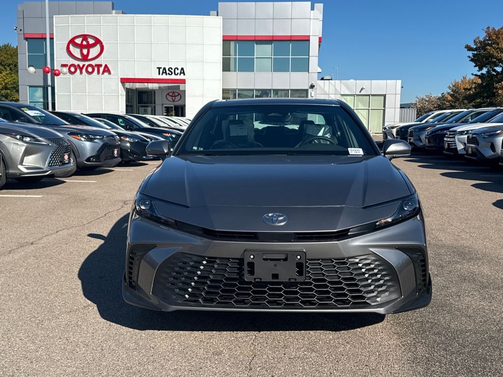 2026 Toyota Camry SE photo 2