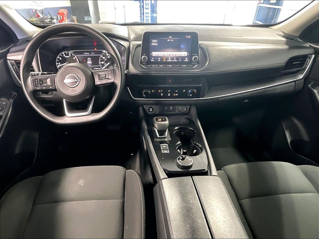 2024 Nissan Rogue — photo 22