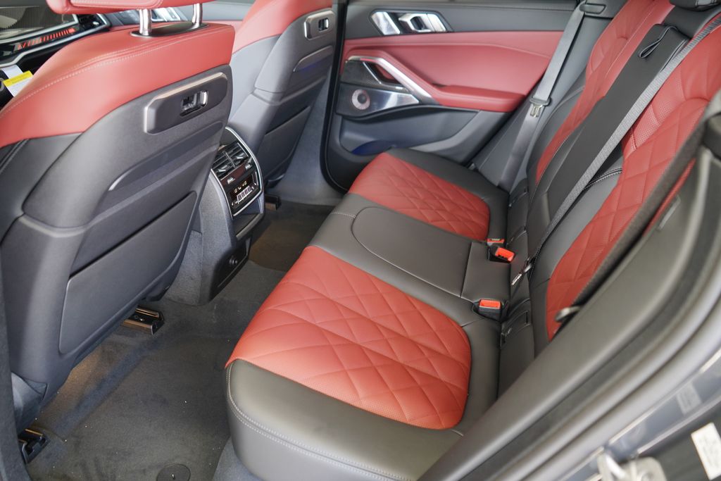 Thumbnail: 2026 BMW X6 - 20