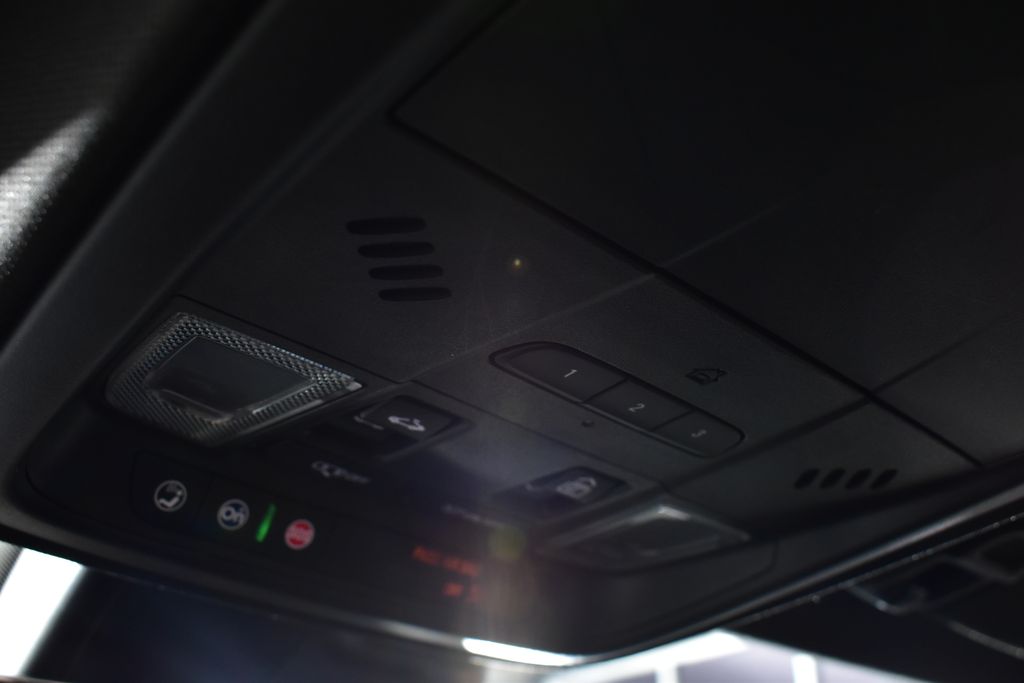 Thumbnail: 2020 Cadillac XT4 - 28
