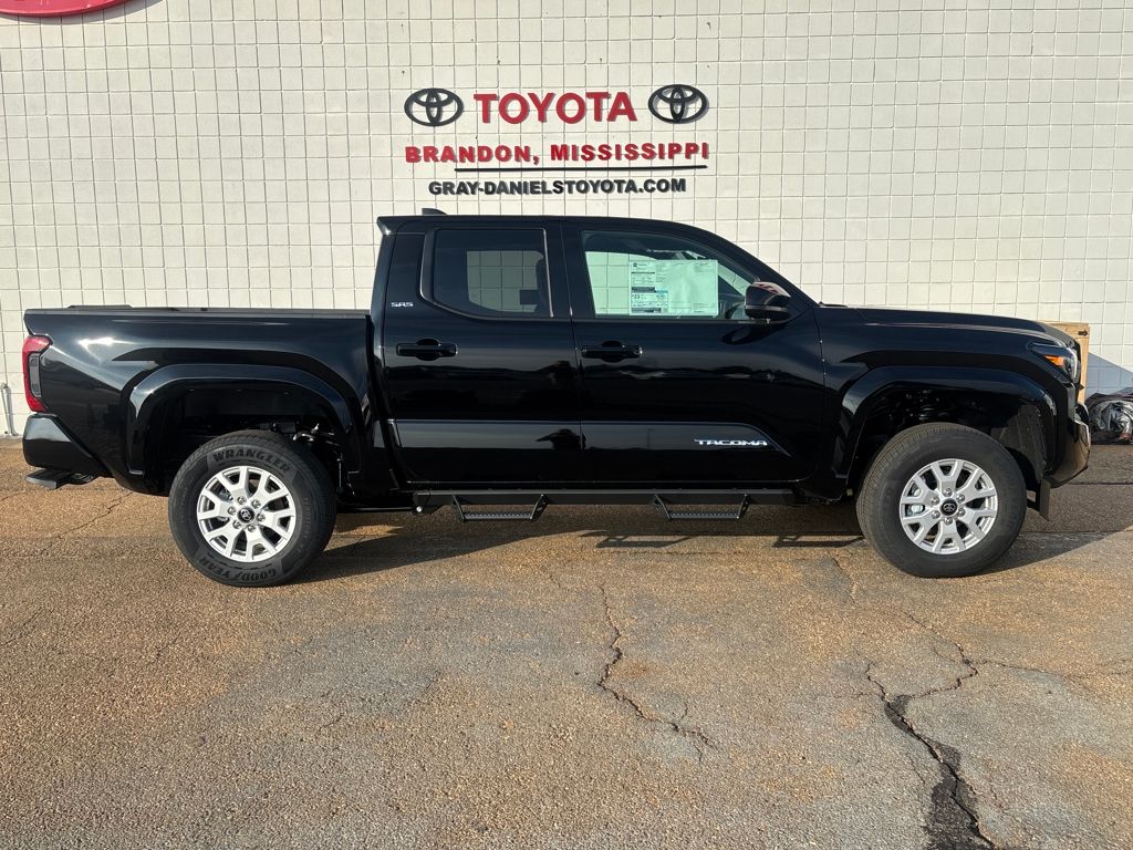 2025 Toyota Tacoma SR5 Double Cab RWD
