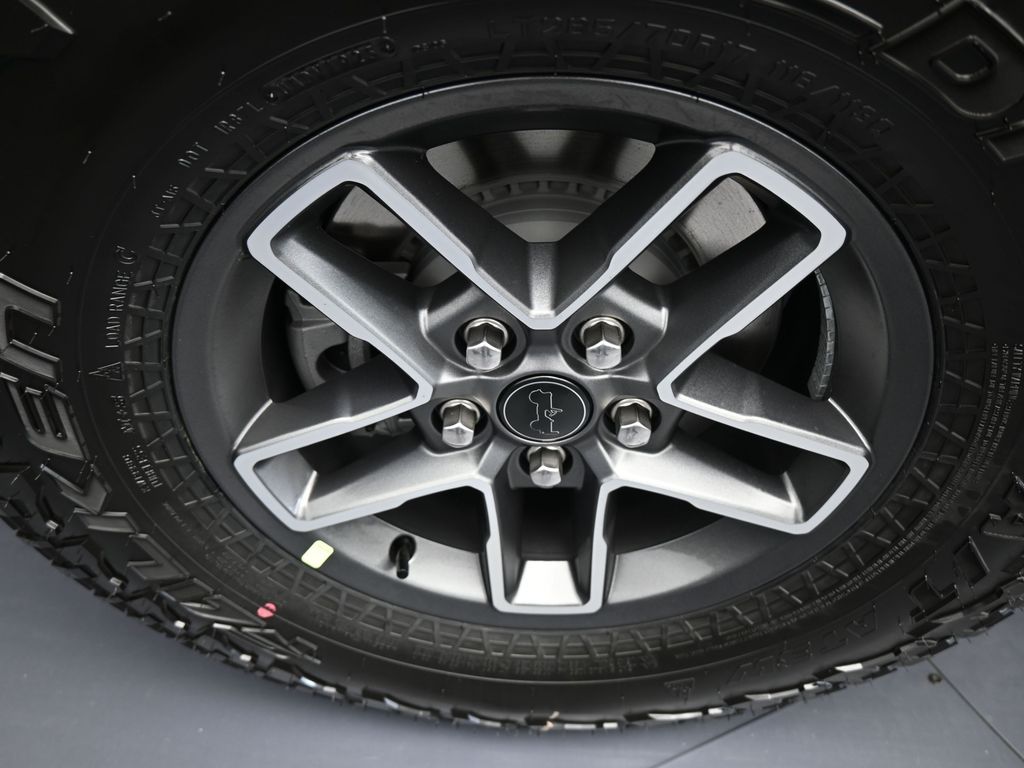 New 2026 Black Clearcoat Jeep Mojave image 36