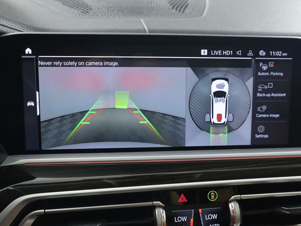 Thumbnail: 2021 BMW X7 - 16