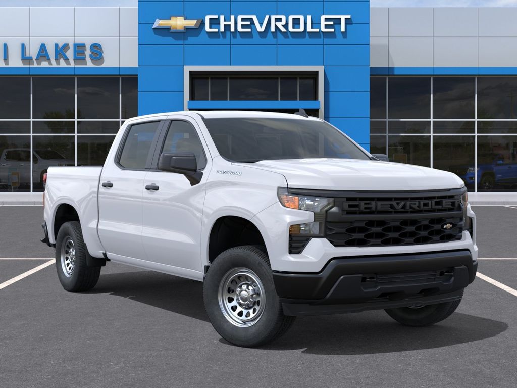 New 2026 Summit White Chevrolet WT image 6