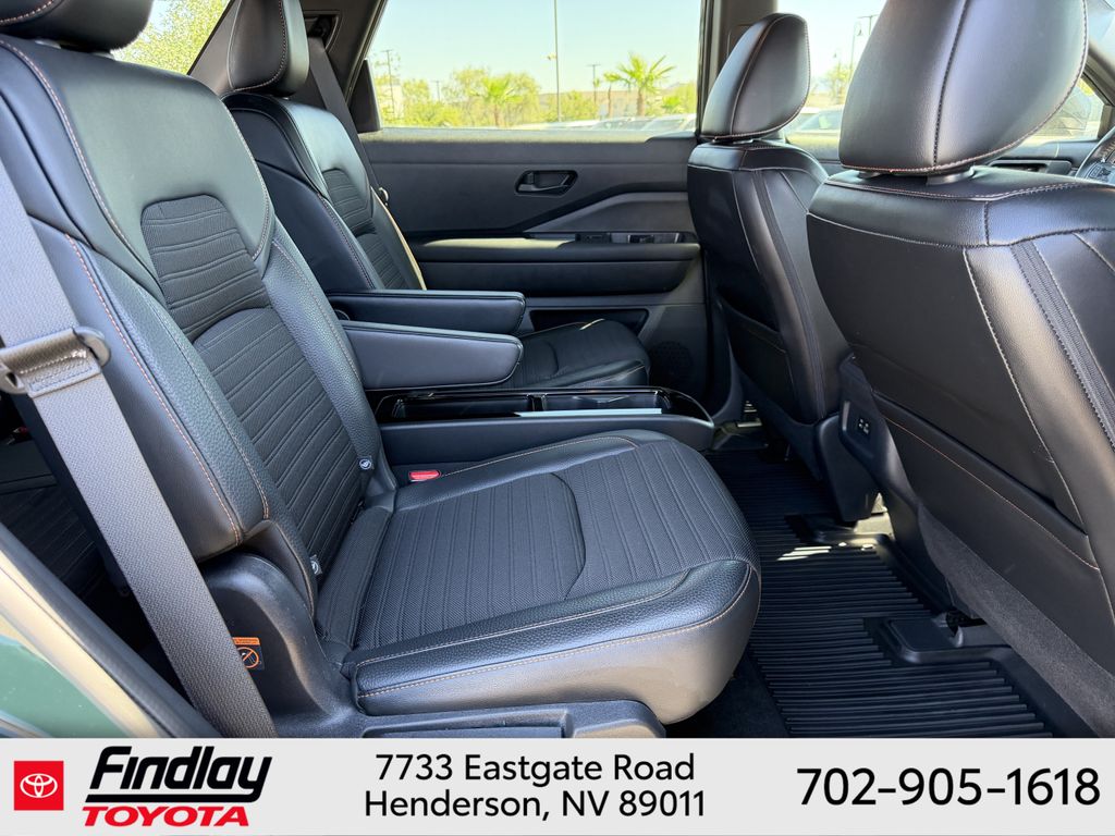 Used 2023 Nissan Pathfinder SUV