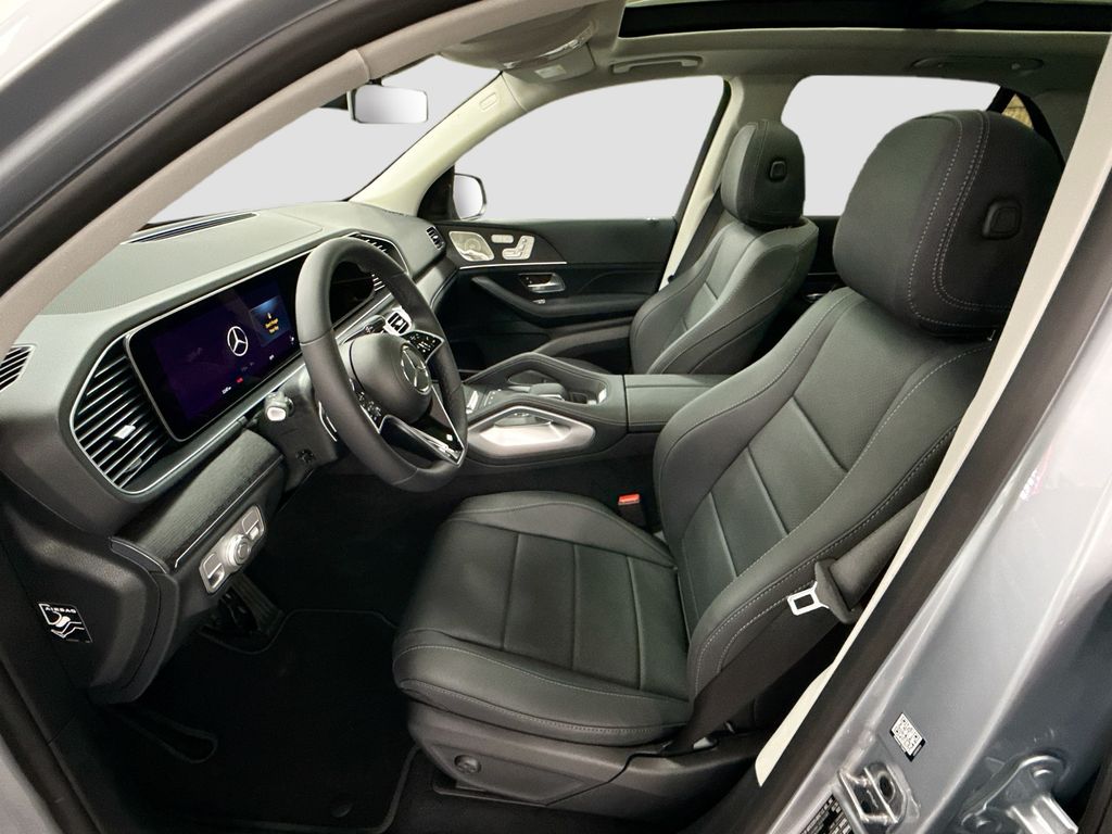 Thumbnail: 2026 Mercedes-Benz GLE - 18