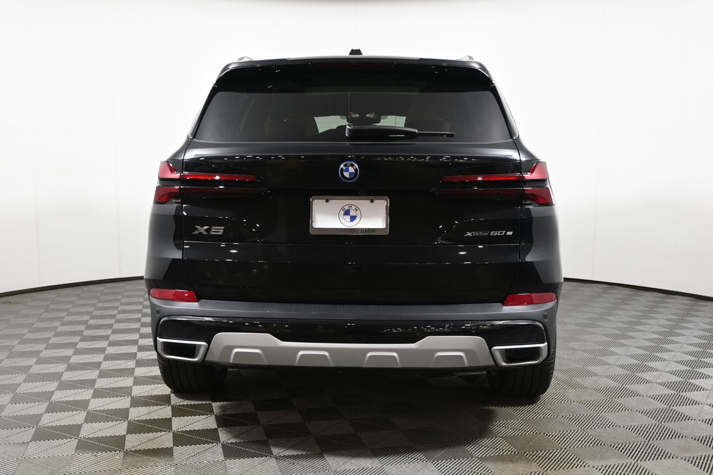 Thumbnail: 2026 BMW X5 - 6