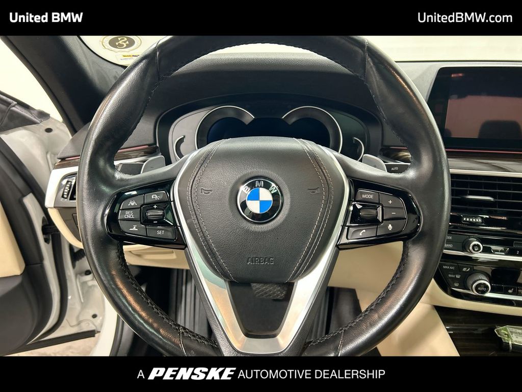 2018 BMW 5 Series 530i 14