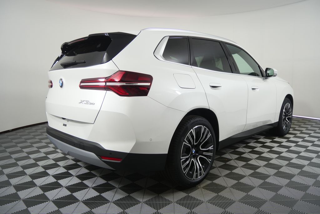 Thumbnail: 2026 BMW X3 - 3