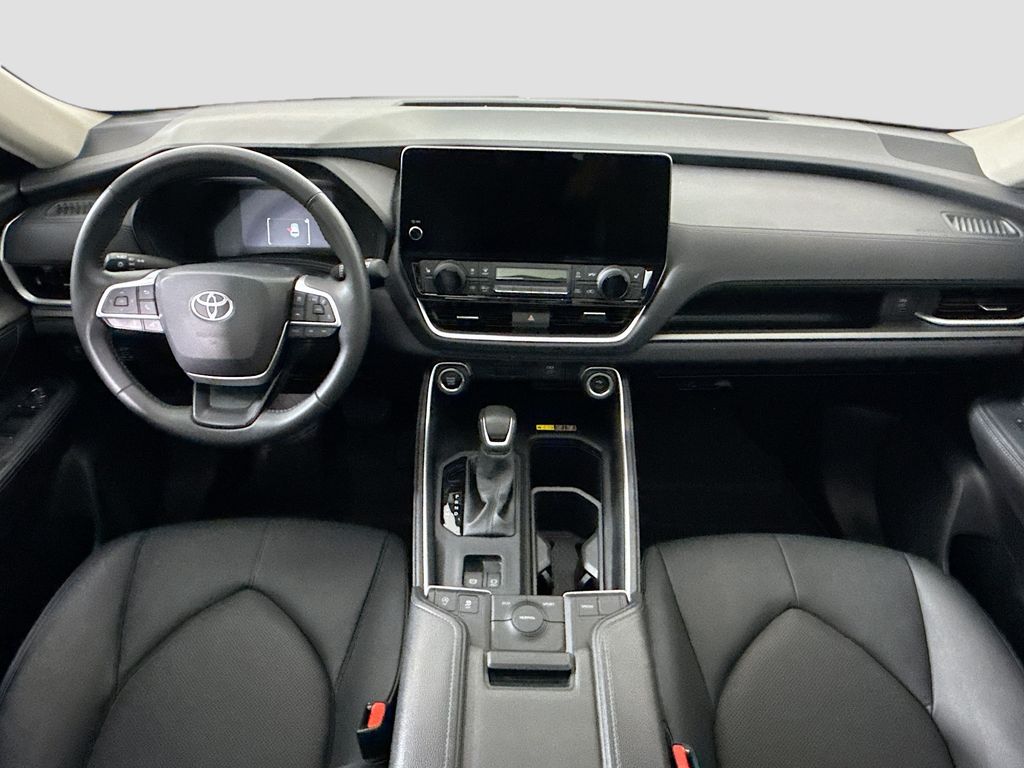 Used 2026 Silver Toyota XLE image 13