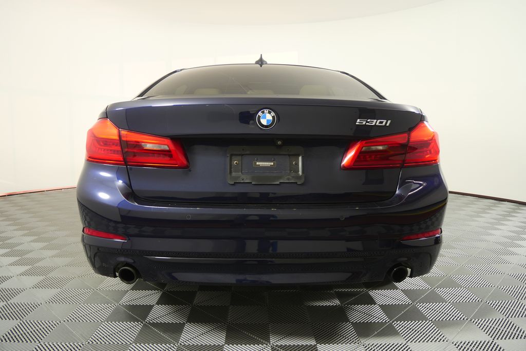 Thumbnail: 2019 BMW 5 Series - 4