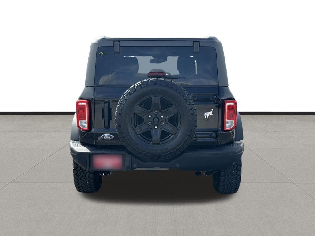 2023 Ford Bronco Black Diamond Black at AutoSavvy Houston Northwest