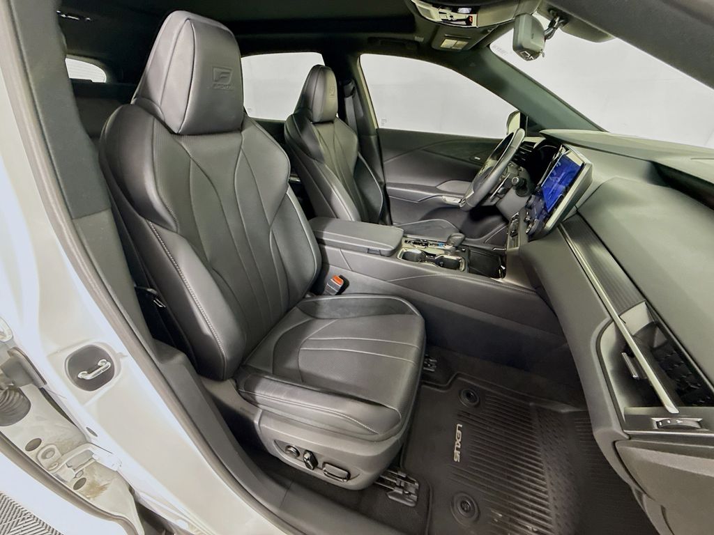 Thumbnail: 2023 Lexus RX - 30