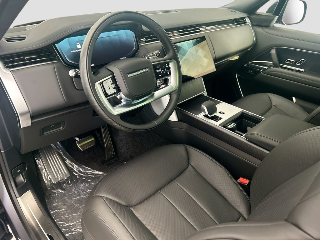 Thumbnail: 2026 Land Rover Range Rover - 9