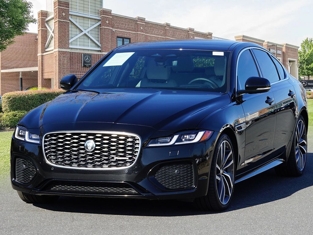 Thumbnail: 2024 Jaguar XF - 4