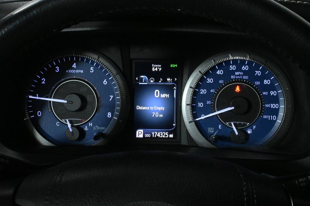 2019 Toyota Sienna XLE Premium 21