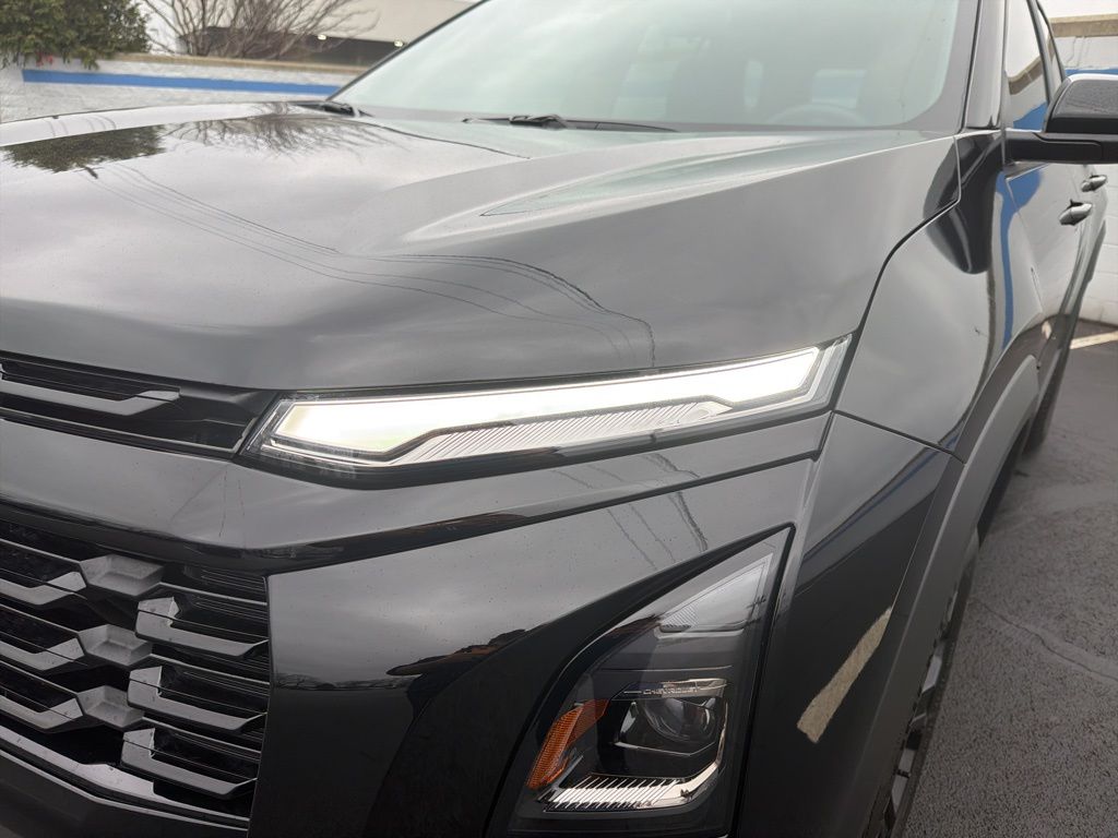 Thumbnail: 2026 Chevrolet Equinox - 9