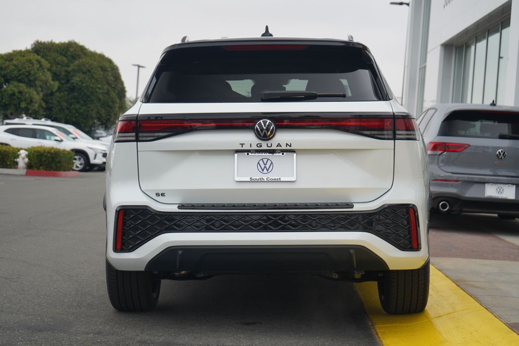 Thumbnail: 2026 Volkswagen Tiguan - 4