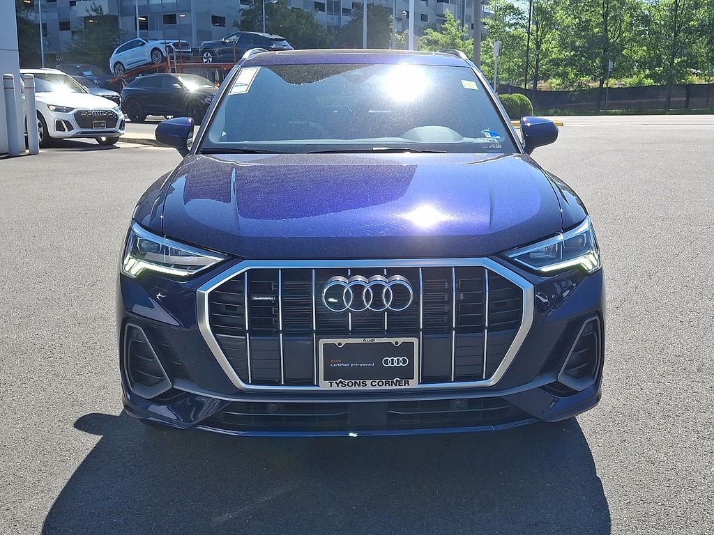 Thumbnail: 2025 Audi Q3 - 2