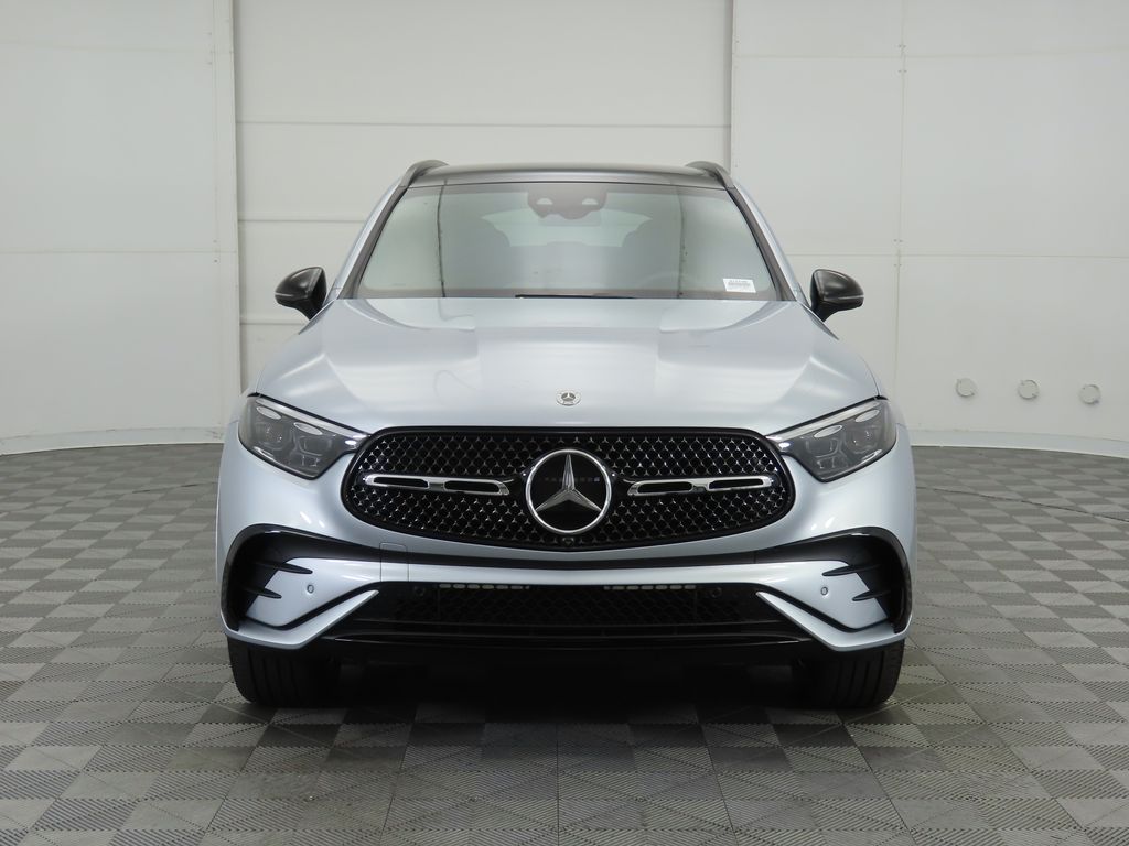 2024 Mercedes-Benz GLC 300 2