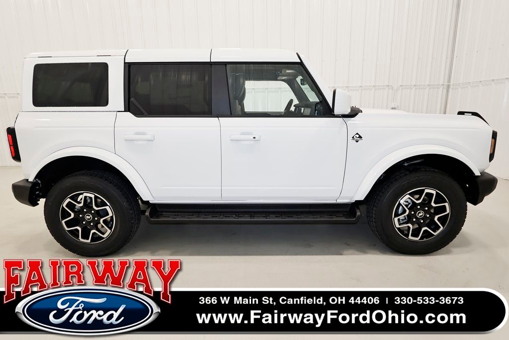 2025 Ford Bronco Outer Banks 4-Door 4WD