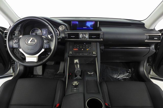 2020 Lexus IS 300 25