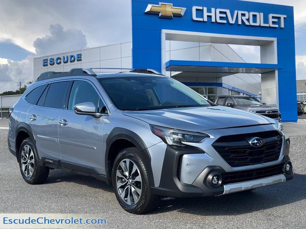 Ice Silver Metallic 2023 Subaru Outback SUV / Crossover All-Wheel Drive Continuously Variable Transmission