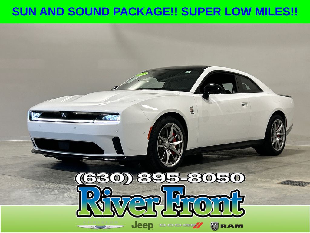 Bright White Clearcoat 2024 Dodge Charger Daytona Coupe All-Wheel Drive 1-Speed Automatic