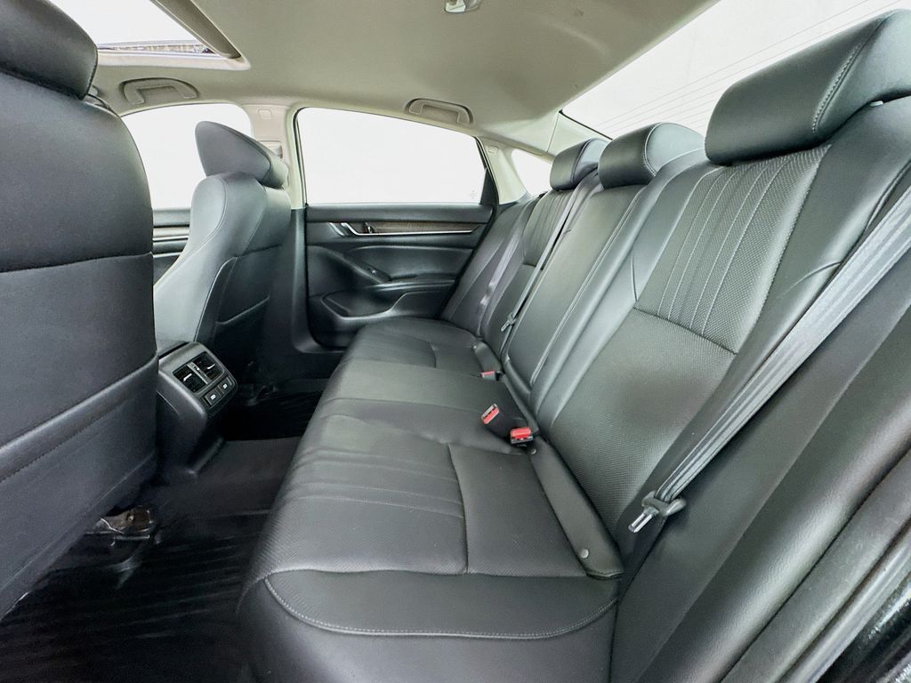 Used Car 2021 Honda Accord  Ex-l For Sale Under $25,000 In Austin, Texas