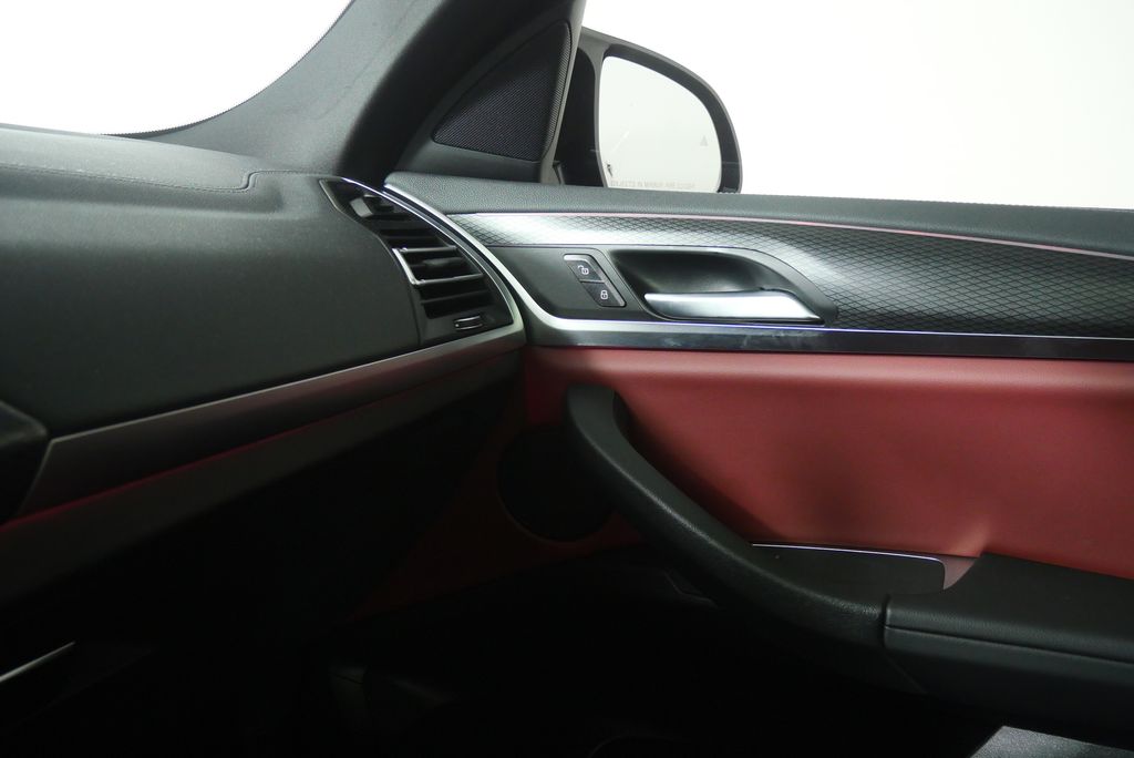 Thumbnail: 2023 BMW X4 - 31