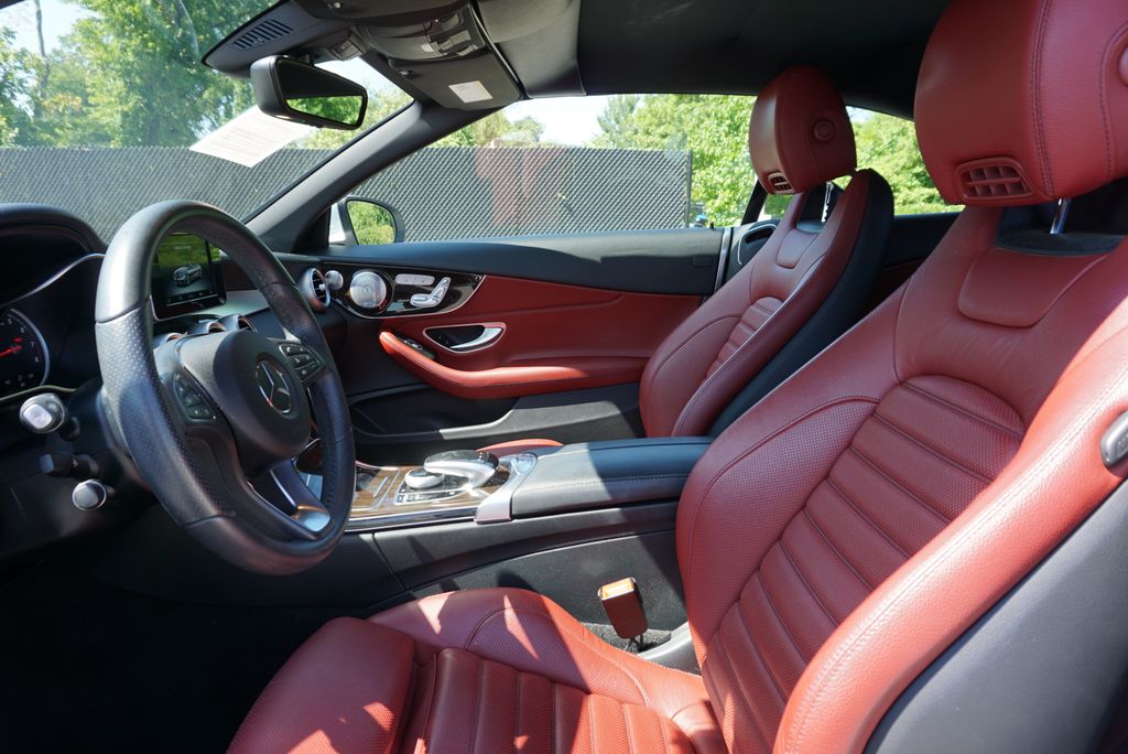 Thumbnail: 2017 Mercedes-Benz C-Class - 9