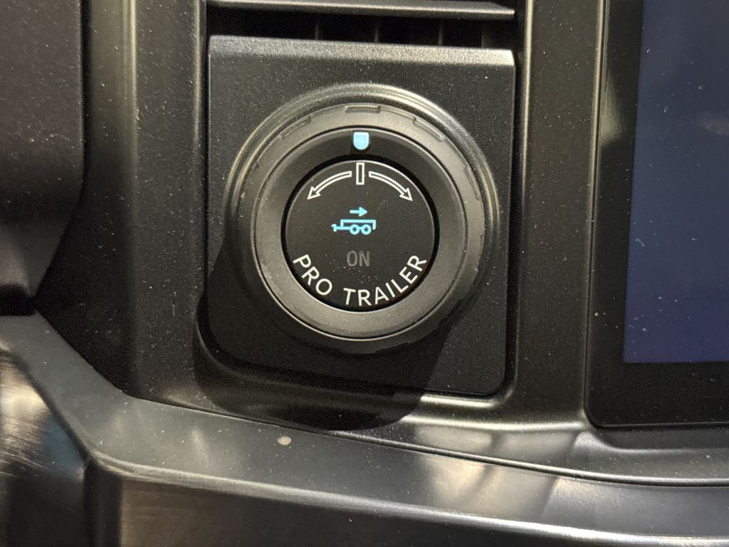 New 2026 Gray Ford Lariat image 34