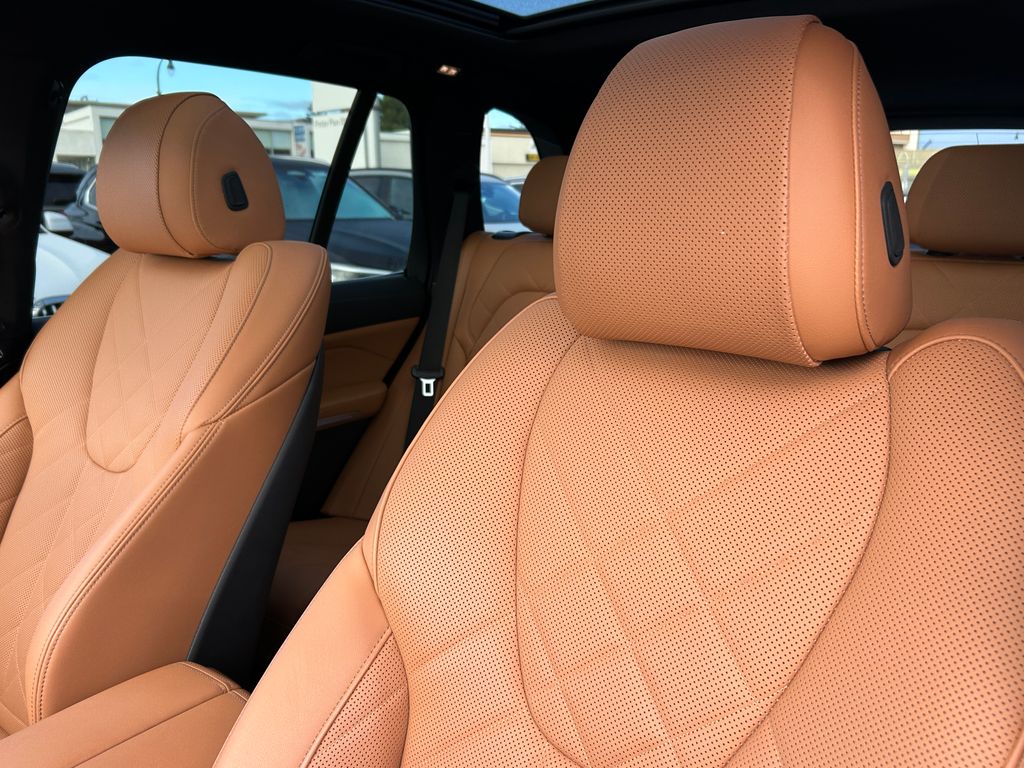 Thumbnail: 2023 BMW X5 - 14