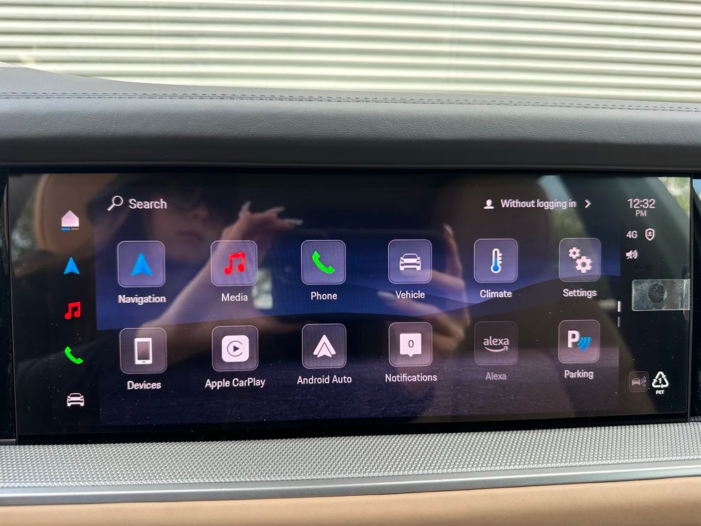 Thumbnail: 2026 Porsche Cayenne - 30