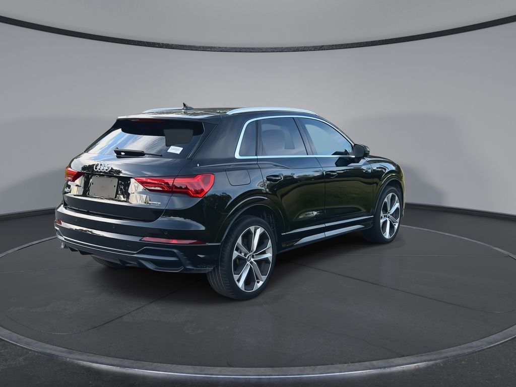 Thumbnail: 2020 Audi Q3 - 8
