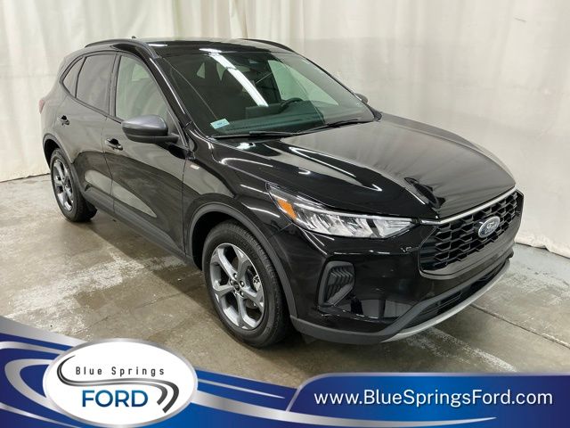 Agate Black Metallic 2025 Ford Escape SUV / Crossover Front-Wheel Drive 8-Speed Automatic