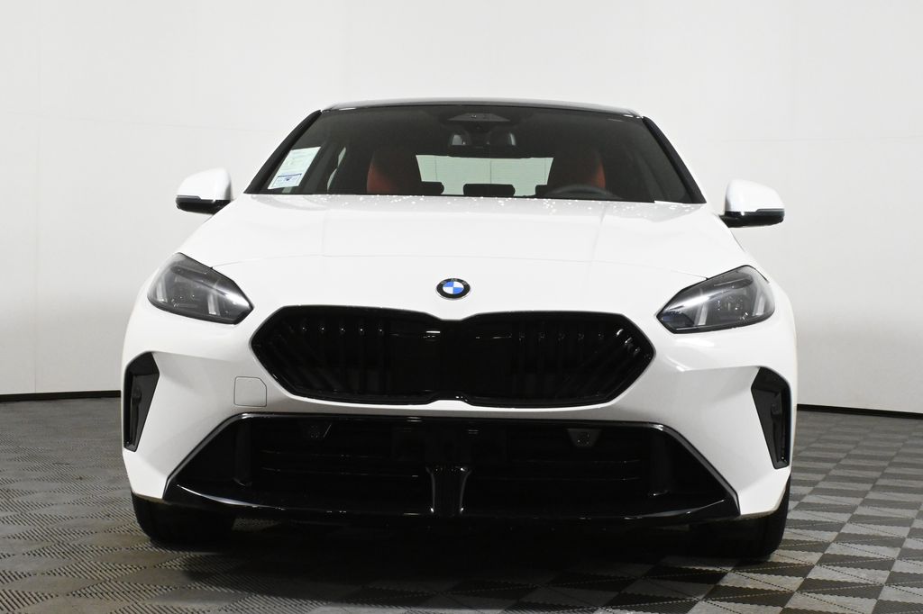 Thumbnail: 2025 BMW 2 Series - 10