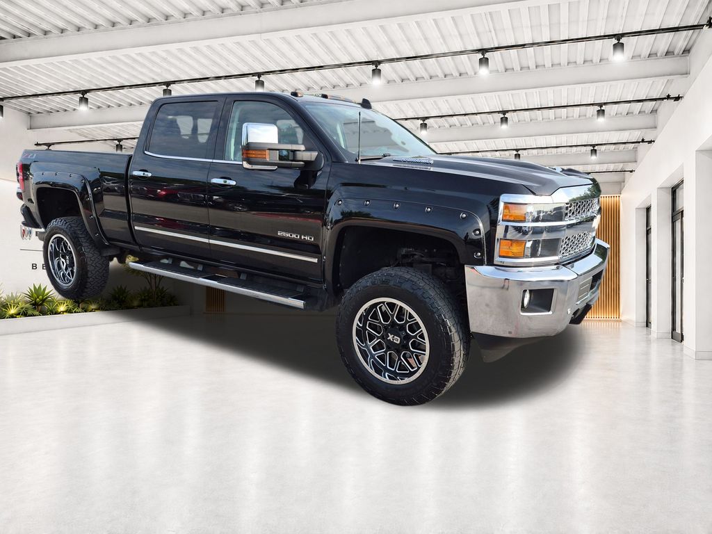 Black 2018 Chevrolet Silverado 2500HD Pickup Truck Four-Wheel Drive 6-Speed Automatic