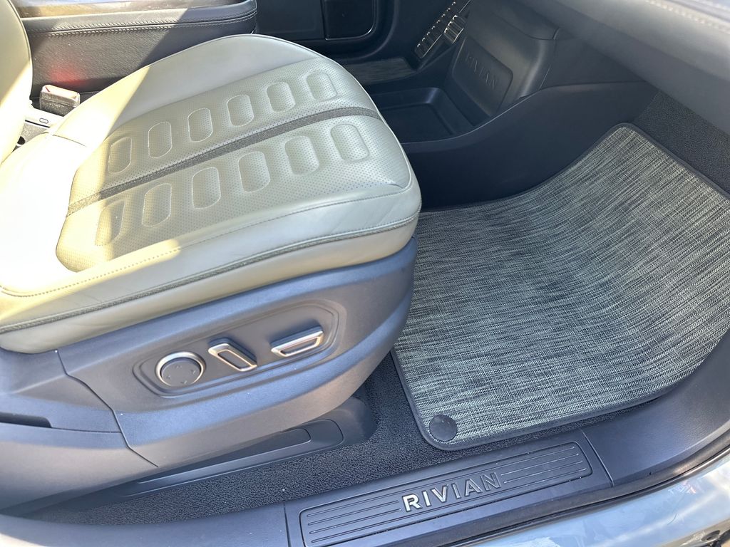 Used Car 2022 Rivian R1t  Launch Edition For Sale Under $60,000 In Austin, Texas