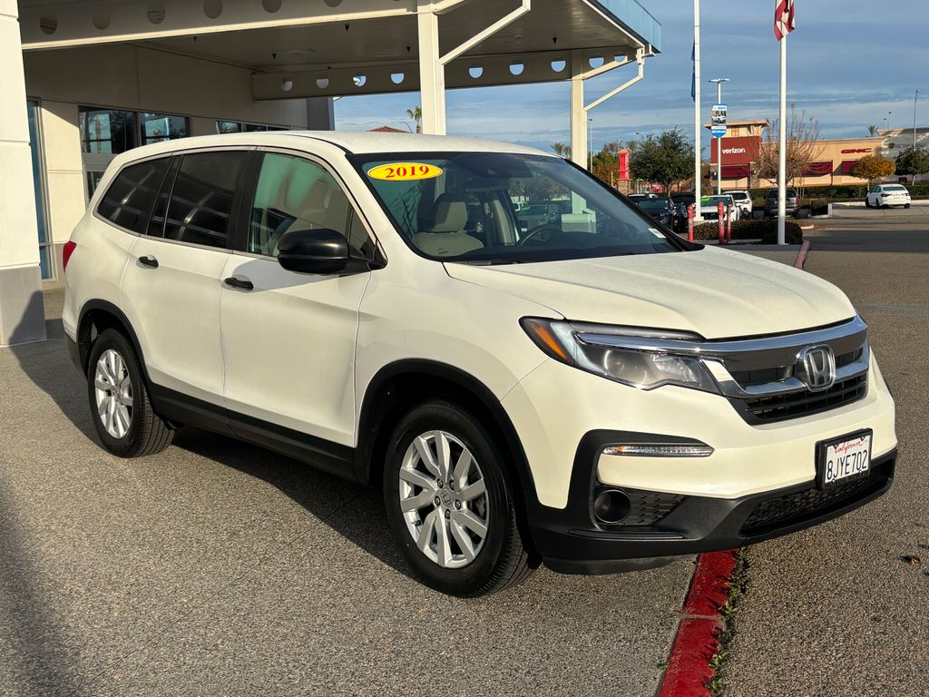 Thumbnail: 2019 Honda Pilot - 3