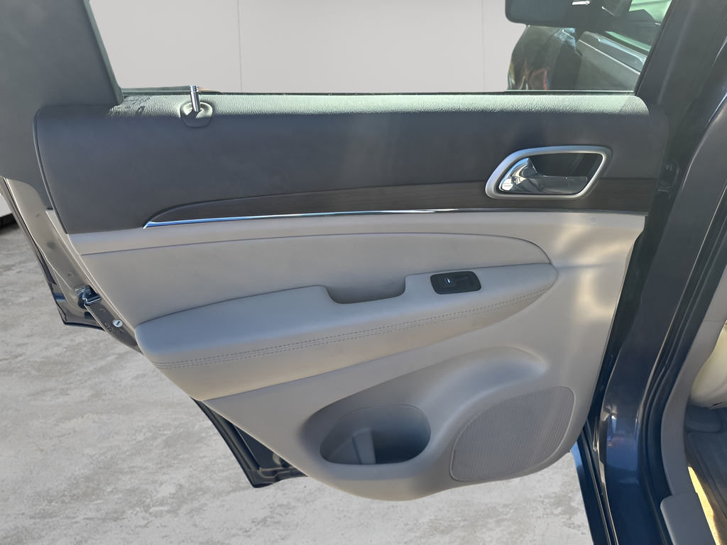 Used Car 2017 Jeep Grand Cherokee  Overland For Sale Under $15,000 In Austin, Texas