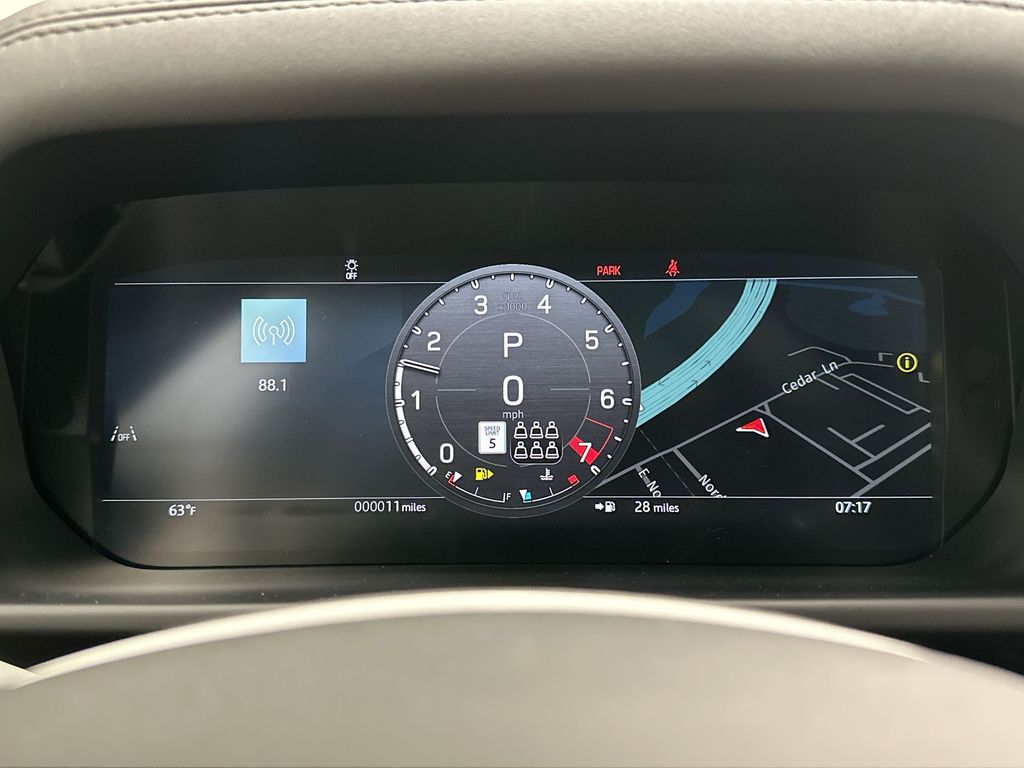 Thumbnail: 2026 Land Rover Defender - 17