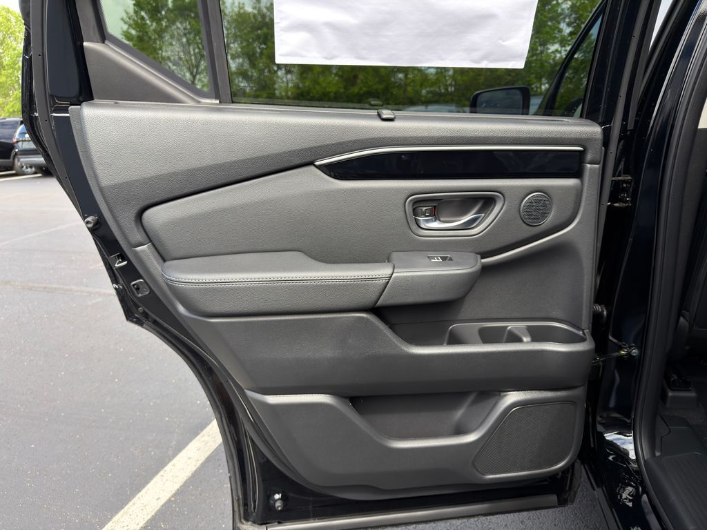 Thumbnail: 2026 Honda Pilot - 19