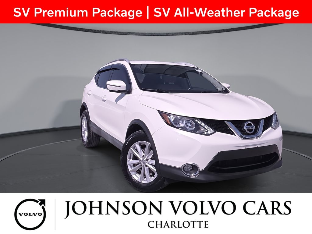 Pearl White 2017 Nissan Rogue Sport SV SUV / Crossover Front-Wheel Drive Continuously Variable Transmission