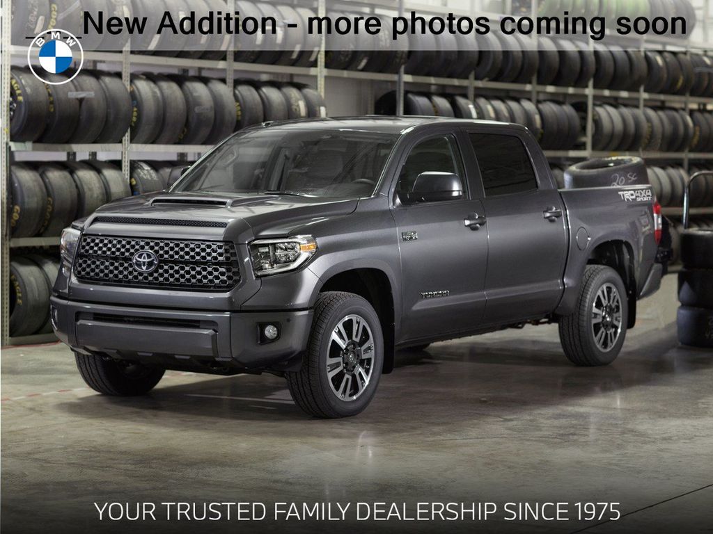 Midnight Black Metallic 2021 Toyota Tundra Pickup Truck Four-Wheel Drive 6-Speed Automatic
