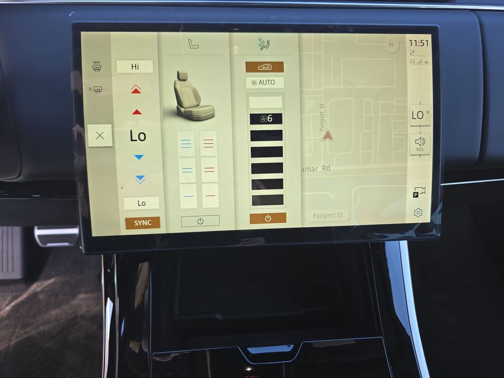 New 2026 White Land Rover Dynamic SE image 25